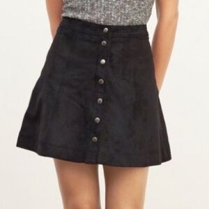 ABERCROMBIE & FITCH Faux Suede A-Line Button Front Black Mini Skirt, NWT SZ 2